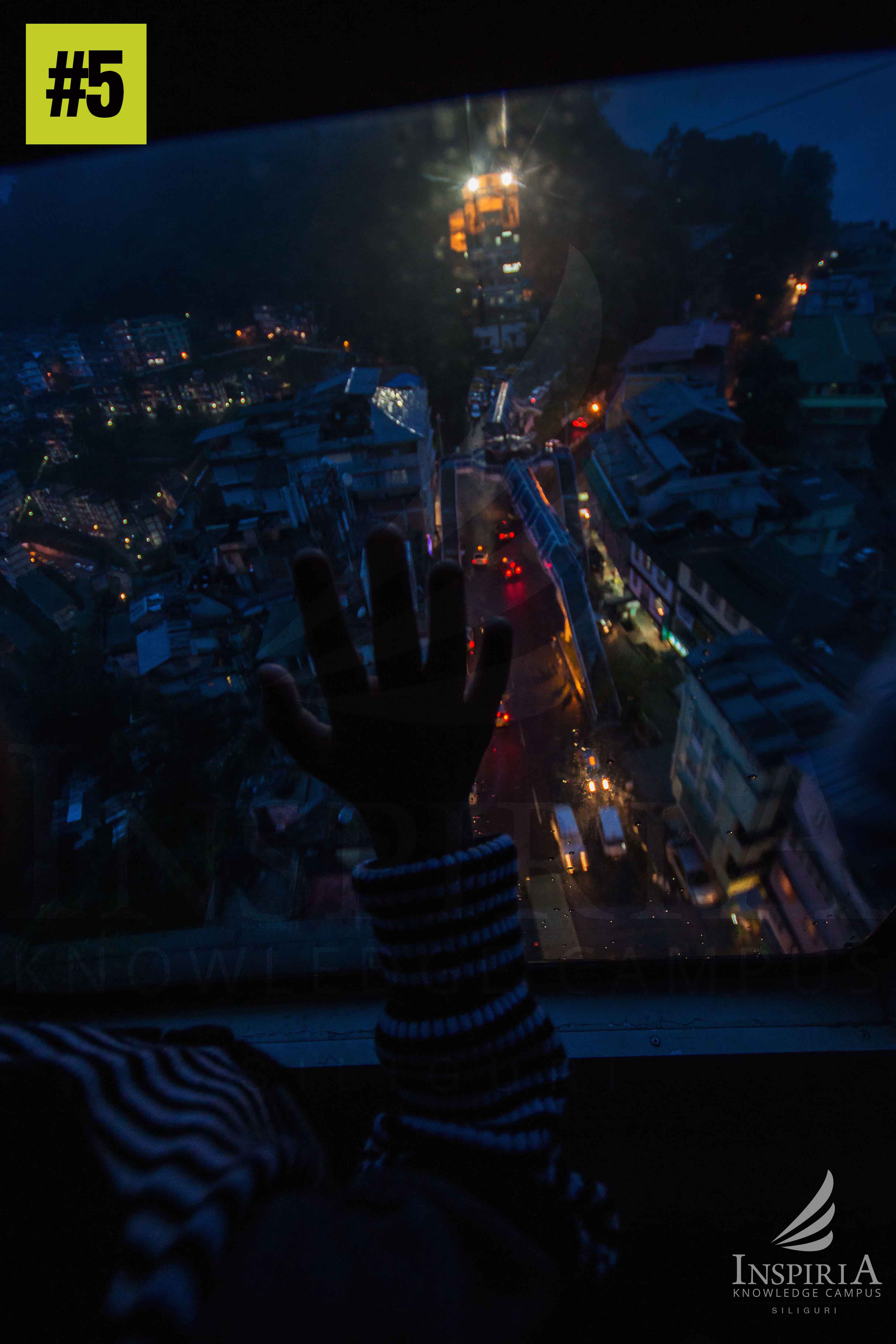 Gangtok-Ropeway-Girl-Looking-Out-sikkim