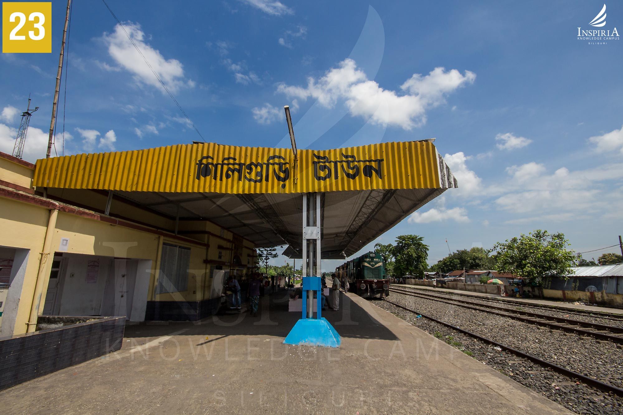 Siliguri-town-station-platform