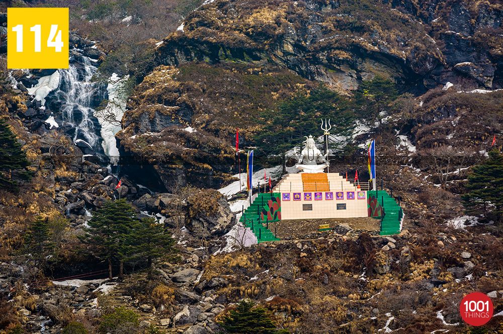 The idol of Lord Shiva near new Baba mandir