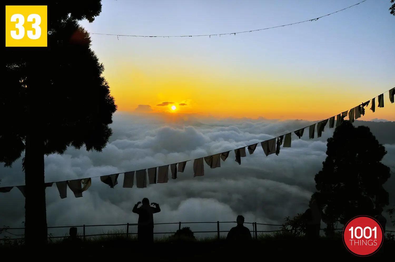 Cloudy sunrise at darjeeling wb
