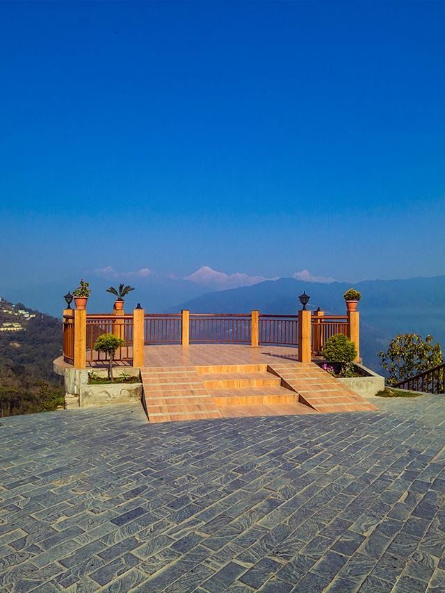 Tashi Viewpoint 