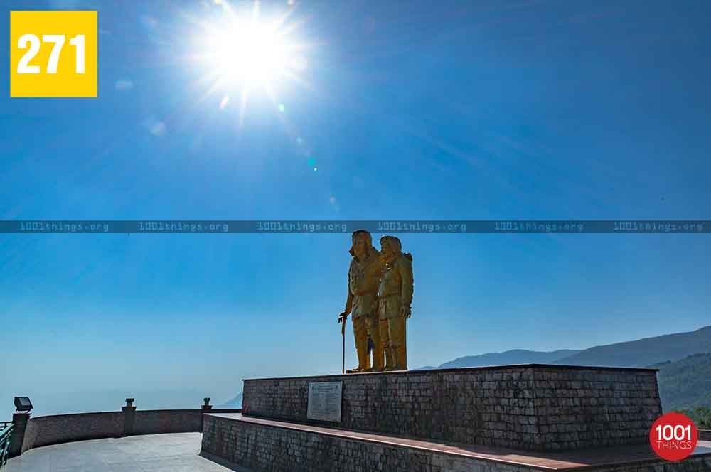 Tenzing Hillary Memorial Park, Uttarey