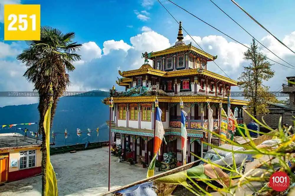 Mag-Dhog Yolmowa Monastery, Darjeeling