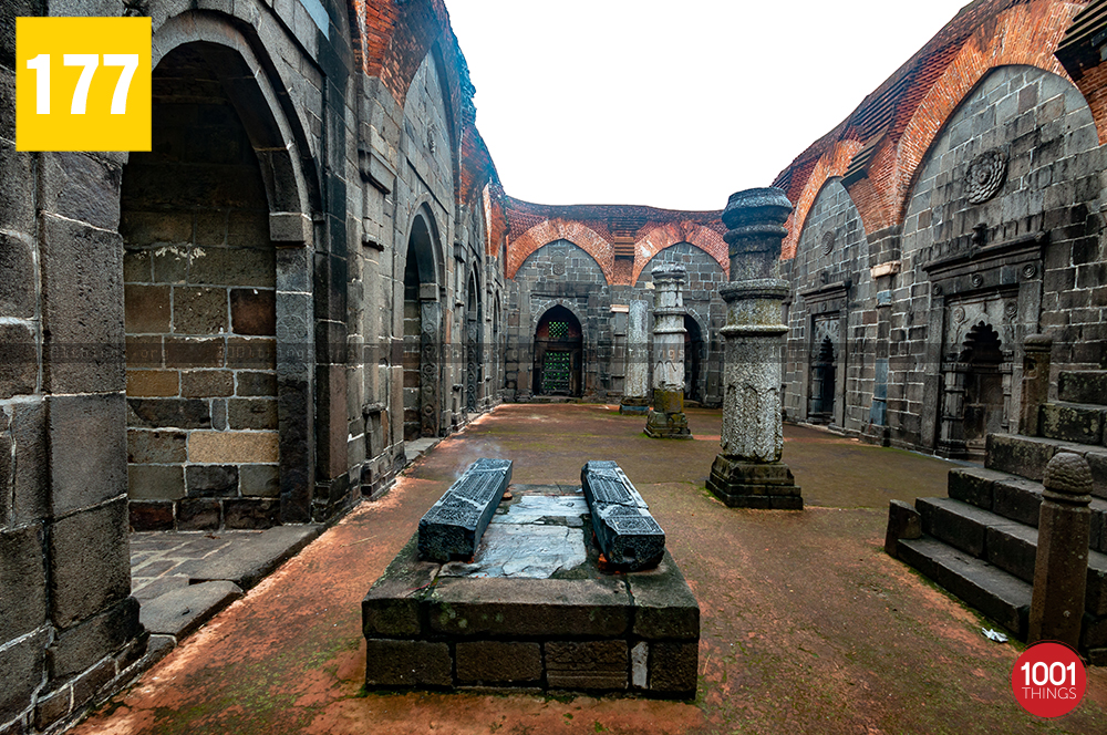 Qutb Shahi Mosque