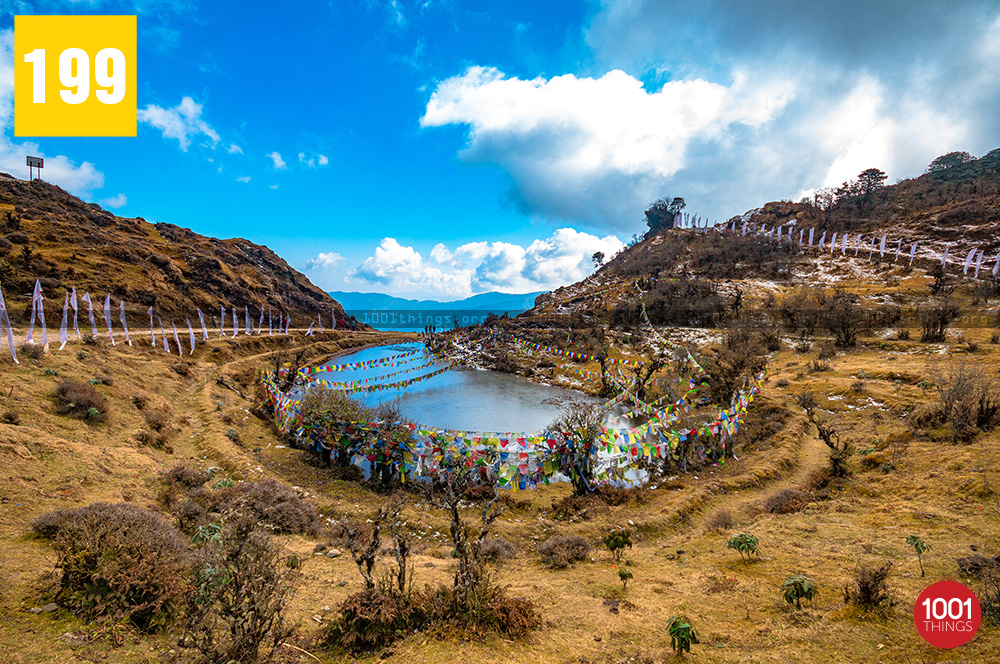 kalapokhri lake sandakphu