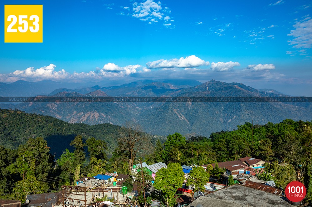 The surrounding hills of Kalimpong and Sikkim from Latpanchar