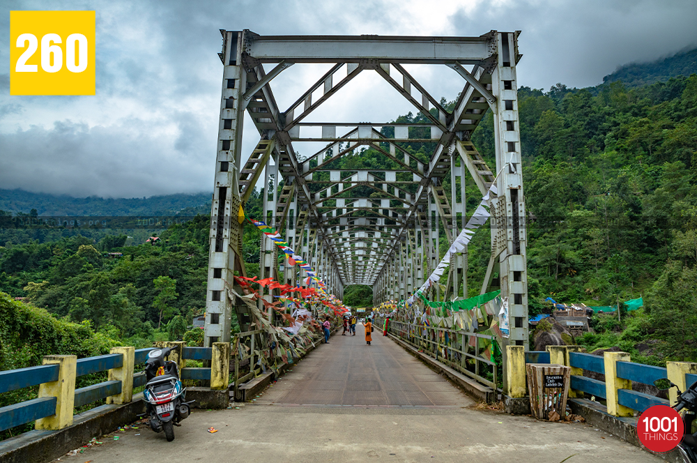 The iron bridge at Jogi Ghat.